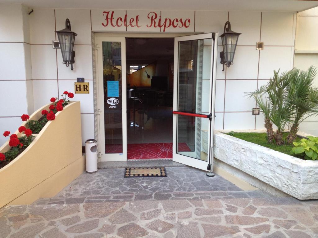 Hotel Riposo 가테오 아 마레 외부 사진
